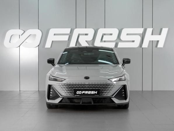 Changan UNI-V I с пробегом 2023 года, цена 2 485 000 рублей, 50819 км, лифтбек, Автокод Объявления