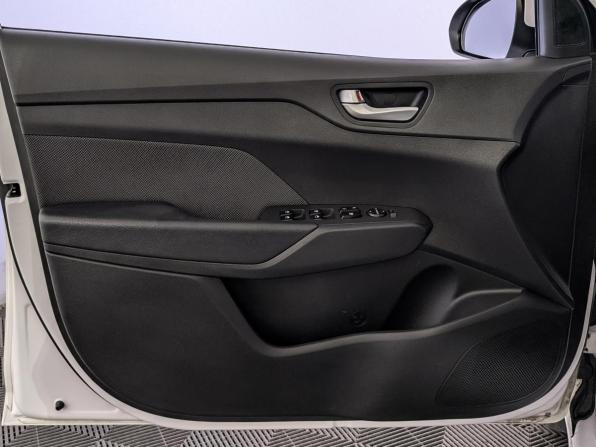 Hyundai Solaris II Рестайлинг с пробегом 2021 года, цена 1 620 000 рублей, 86300 км, седан, Автокод Объявления