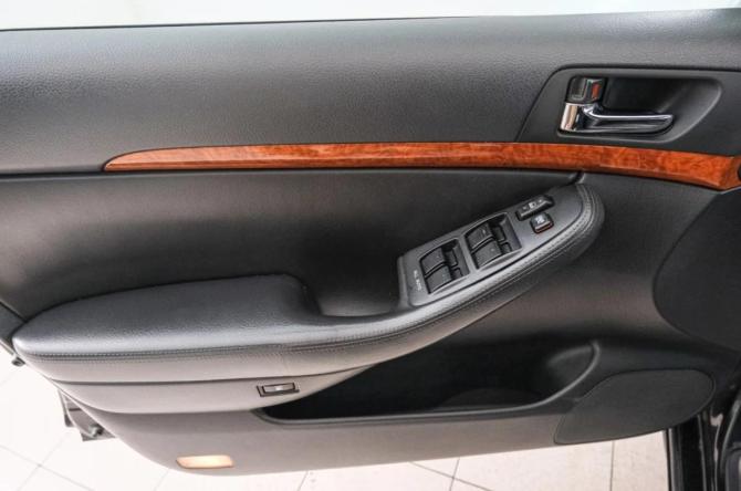 Toyota Avensis II Рестайлинг с пробегом 2008 года, цена 899 000 рублей, 349000 км, седан, Автокод Объявления