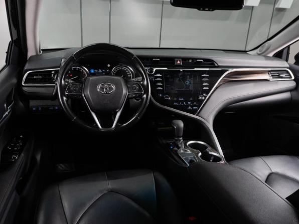 Toyota Camry VIII (XV70) с пробегом 2018 года, цена 2 450 000 рублей, 171220 км, седан, Автокод Объявления