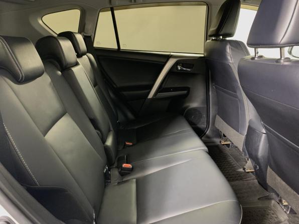 Toyota RAV4 IV (XA40) Рестайлинг с пробегом 2018 года, цена 3 380 000 рублей, 80126 км, внедорожник, Автокод Объявления