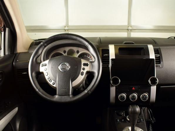 Nissan X-Trail II с пробегом 2010 года, цена 1 249 999 рублей, 306320 км, внедорожник, Автокод Объявления