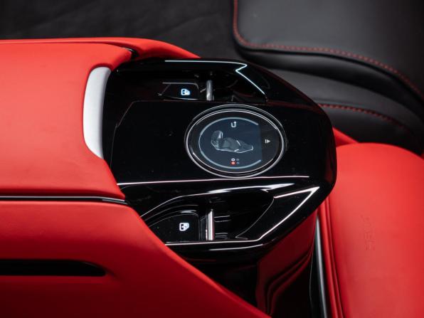 Новый Ferrari Purosangue 2026 года, цена 66 990 000 рублей, внедорожник, Автокод Объявления