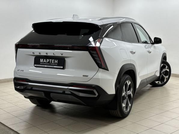 Geely Atlas II с пробегом 2024 года, цена 3 159 000 рублей, 18305 км, внедорожник, Автокод Объявления