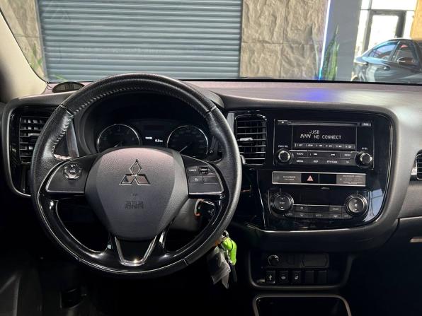 Mitsubishi Outlander III Рестайлинг 2 с пробегом 2018 года, цена 1 660 000 рублей, 125700 км, внедорожник, Автокод Объявления