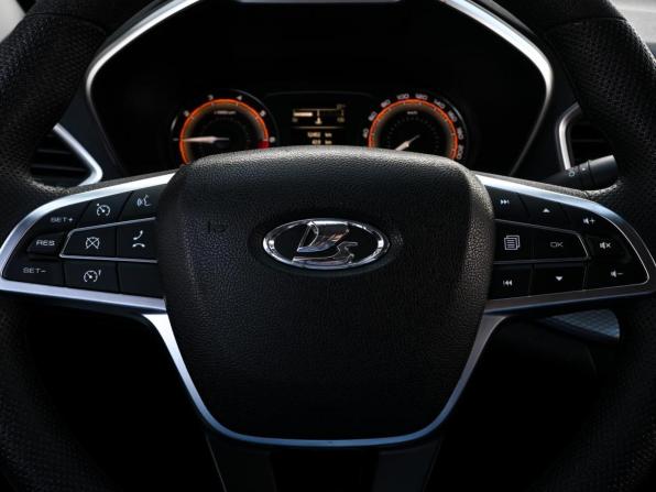 Lada (ВАЗ) Vesta I Рестайлинг (NG) с пробегом 2024 года, цена 1 299 000 рублей, 52452 км, седан, Автокод Объявления
