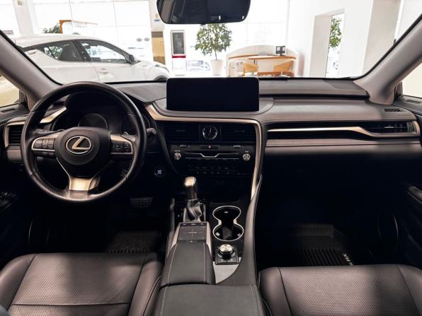 Lexus RX IV Рестайлинг с пробегом 2021 года, цена 6 980 000 рублей, 10313 км, внедорожник, Автокод Объявления