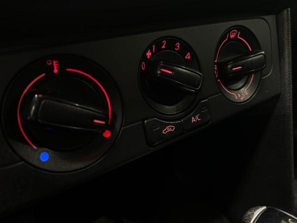 Volkswagen Polo V Рестайлинг с пробегом 2020 года, цена 880 000 рублей, 206000 км, седан, Автокод Объявления