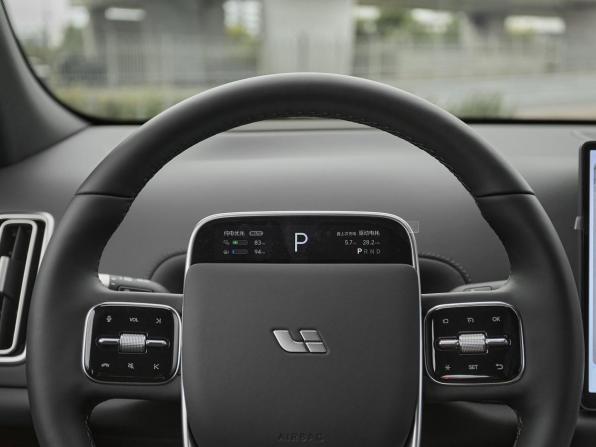 Новый Li Auto (Lixiang) L7 I Рестайлинг 2025 года, цена 10 690 000 рублей, внедорожник, Автокод Объявления