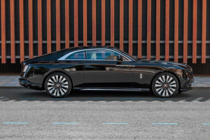 Новый Rolls-Royce Spectre 2025 года, цена 60 096 200 рублей, купе, Автокод Объявления