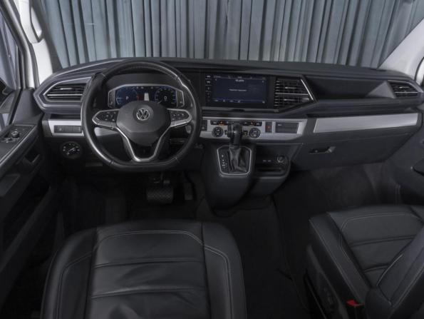 Volkswagen Multivan T6 Рестайлинг с пробегом 2020 года, цена 6 870 000 рублей, 122067 км, минивэн, Автокод Объявления