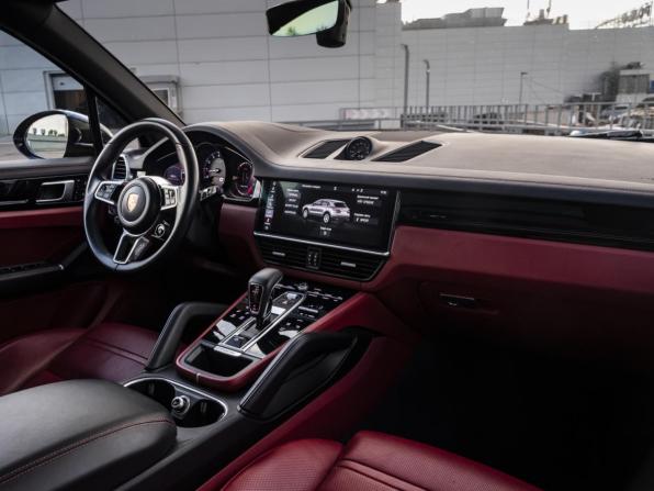 Porsche Cayenne III с пробегом 2019 года, цена 5 900 000 рублей, 142000 км, внедорожник, Автокод Объявления