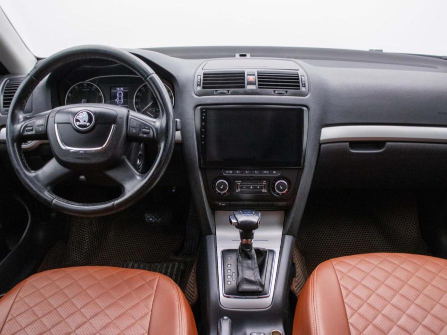 Skoda Octavia II (A5) Рестайлинг Москва  - изображение 13