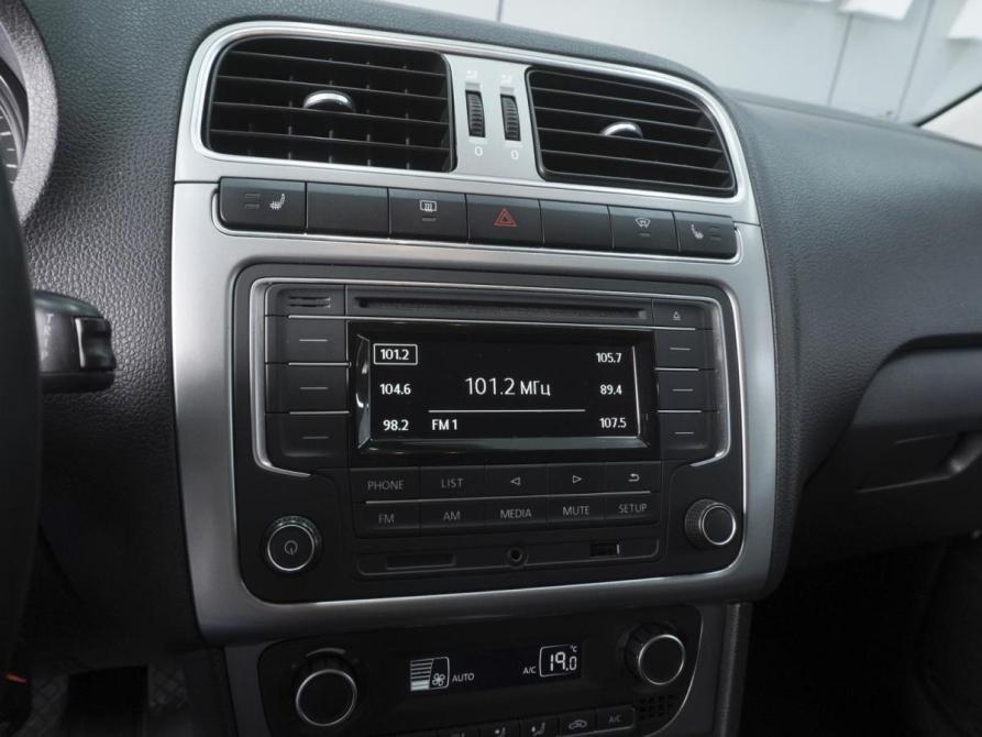 Volkswagen Polo V Рестайлинг Ростов-на-Дону  - изображение 13