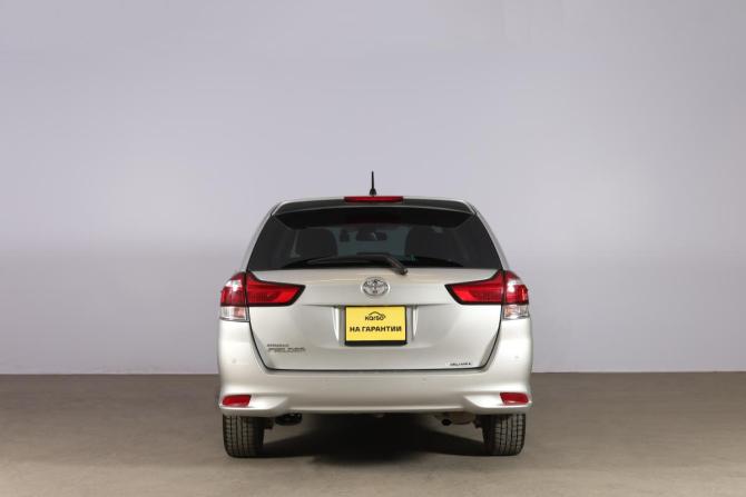 Toyota Corolla XI (E160 E170) Рестайлинг 2 с пробегом 2018 года, цена 1 559 000 рублей, 72121 км, универсал, Автокод Объявления