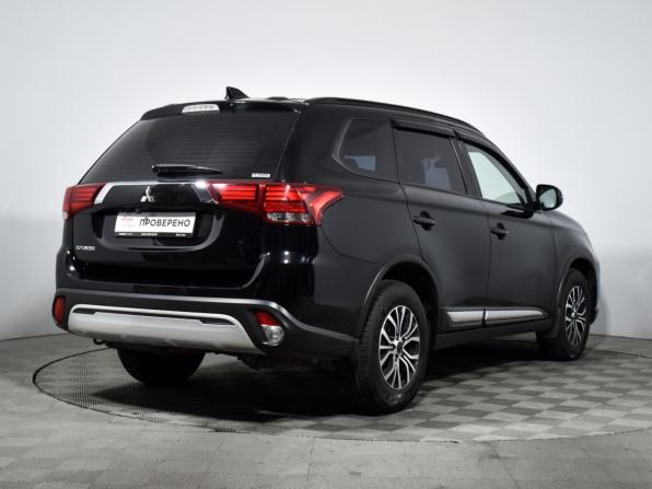 Mitsubishi Outlander III Рестайлинг 3 с пробегом 2022 года, цена 2 650 000 рублей, 63460 км, внедорожник, Автокод Объявления