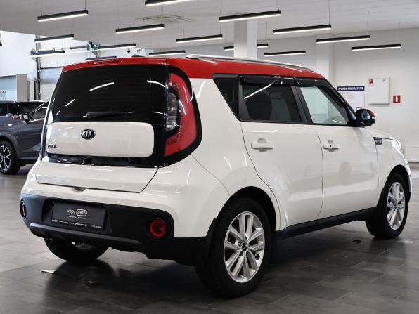 Kia Soul II Рестайлинг с пробегом 2018 года, цена 1 294 000 рублей, 155276 км, хэтчбек, Автокод Объявления