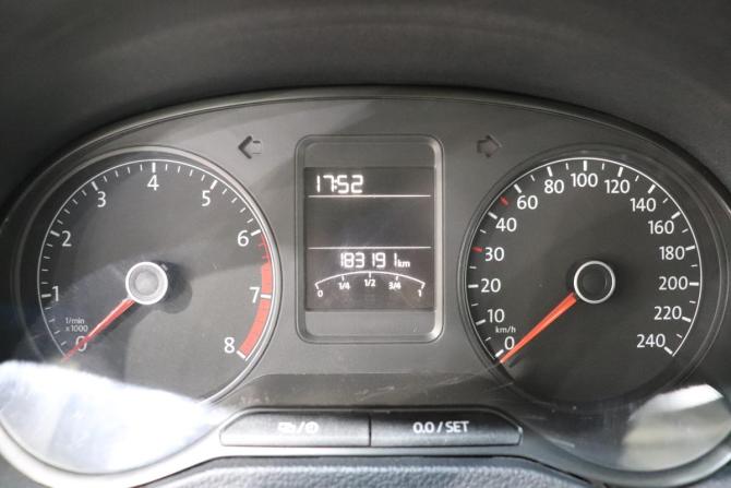 Volkswagen Polo V Рестайлинг с пробегом 2015 года, цена 745 000 рублей, 183162 км, седан, Автокод Объявления