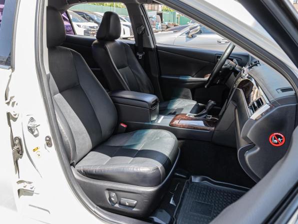 Toyota Camry VII (XV50) Рестайлинг с пробегом 2016 года, цена 1 920 000 рублей, 176070 км, седан, Автокод Объявления