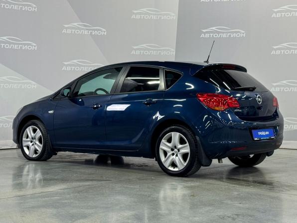 Opel Astra J с пробегом 2011 года, цена 790 000 рублей, 90650 км, хэтчбек, Автокод Объявления