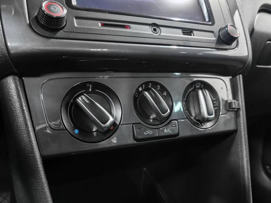 Volkswagen Polo V Рестайлинг Новосибирск  - изображение 19