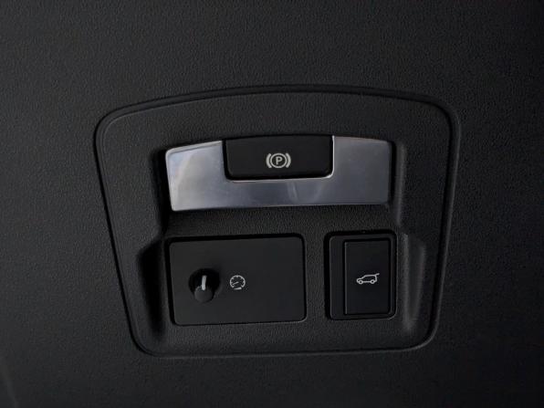 Land Rover Range Rover Velar I с пробегом 2017 года, цена 3 350 000 рублей, 123026 км, внедорожник, Автокод Объявления