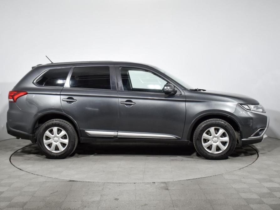 Mitsubishi Outlander III Рестайлинг 2 Санкт-Петербург  - изображение 4