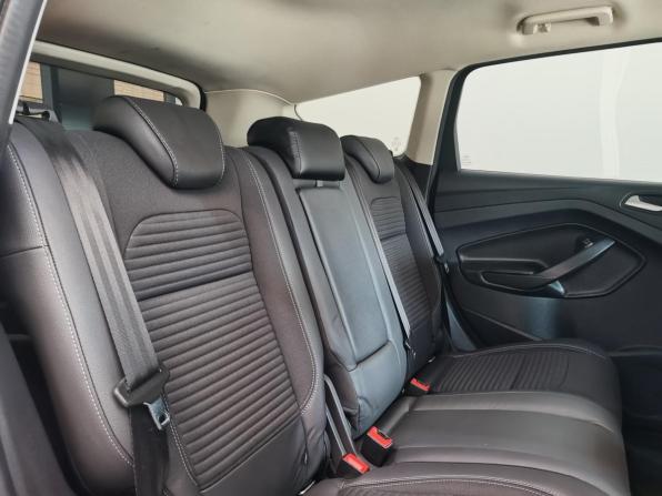 Ford Kuga II Рестайлинг с пробегом 2018 года, цена 1 670 000 рублей, 150877 км, внедорожник, Автокод Объявления