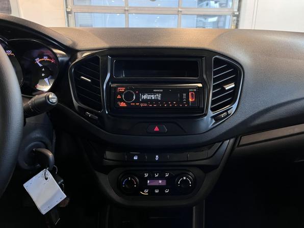 Lada (ВАЗ) Vesta I с пробегом 2021 года, цена 1 097 000 рублей, 90181 км, седан, Автокод Объявления