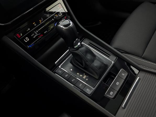 Skoda Superb III Рестайлинг с пробегом 2024 года, цена 2 900 000 рублей, 66490 км, лифтбек, Автокод Объявления