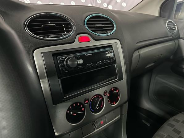 Ford Focus II Рестайлинг с пробегом 2008 года, цена 473 000 рублей, 252481 км, седан, Автокод Объявления