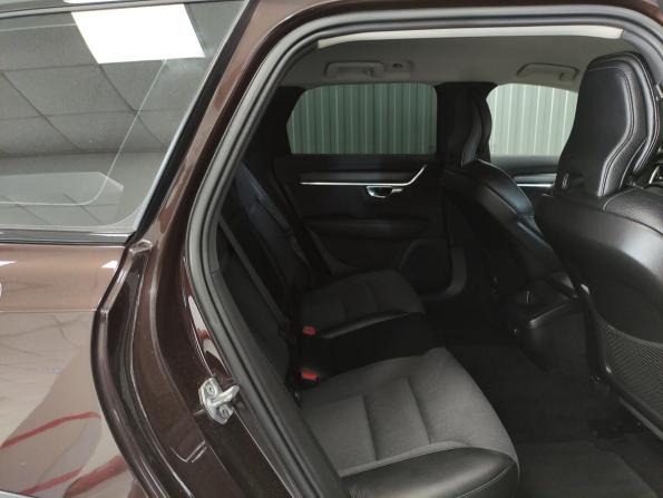 Volvo V90 Cross Country I с пробегом 2018 года, цена 2 490 000 рублей, 199000 км, универсал, Автокод Объявления