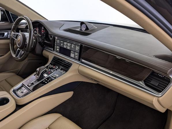 Porsche Panamera II с пробегом 2017 года, цена 6 200 000 рублей, 87080 км, лифтбек, Автокод Объявления