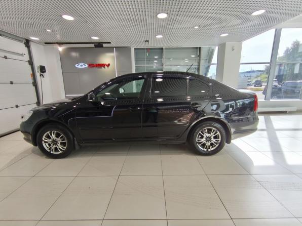 Skoda Octavia II (A5) Рестайлинг с пробегом 2012 года, цена 750 000 рублей, 178000 км, лифтбек, Автокод Объявления