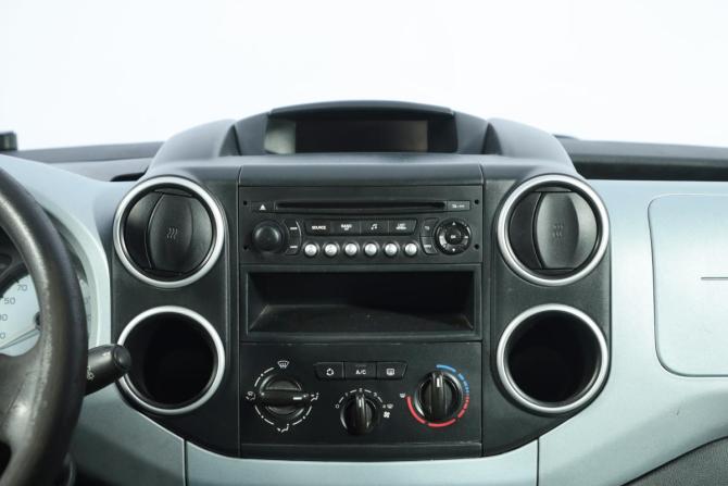 Citroen Berlingo II с пробегом 2013 года, цена 899 000 рублей, 180000 км, компактвэн, Автокод Объявления