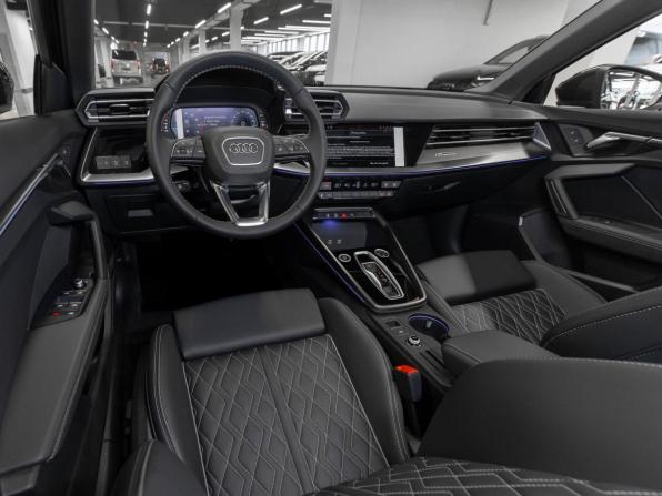 Audi A3 IV (8Y) Рестайлинг с пробегом 2025 года, цена 4 050 000 рублей, 11 км, хэтчбек, Автокод Объявления