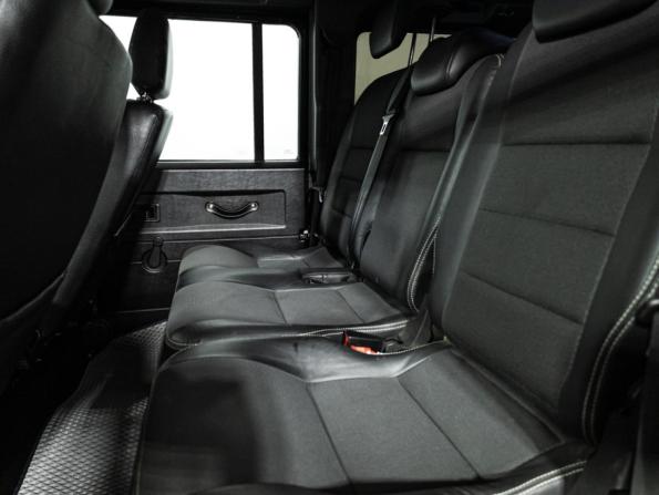 Land Rover Defender I Рестайлинг с пробегом 2014 года, цена 3 246 732 рубля, 126480 км, внедорожник, Автокод Объявления