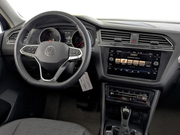 Volkswagen Tiguan II Рестайлинг с пробегом 2021 года, цена 3 260 000 рублей, 50963 км, внедорожник, Автокод Объявления