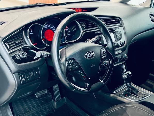 Kia Ceed II Рестайлинг с пробегом 2016 года, цена 1 185 000 рублей, 169000 км, универсал, Автокод Объявления