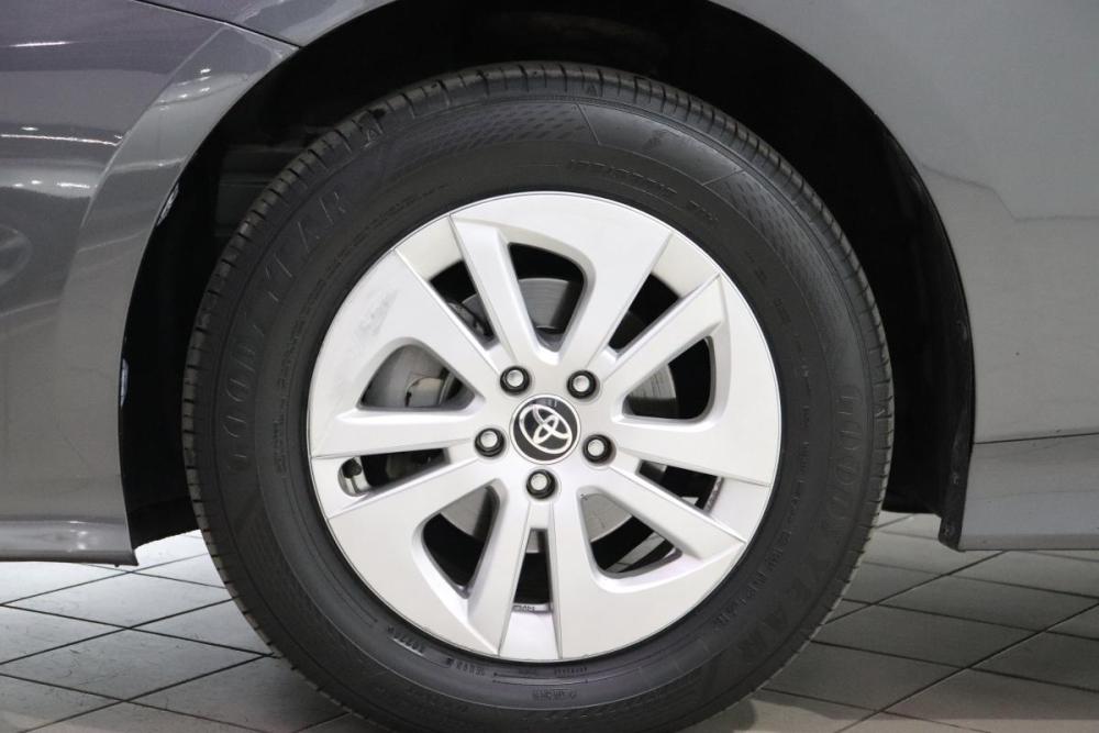 Toyota Prius IV (XW50) Иркутск  - изображение 13