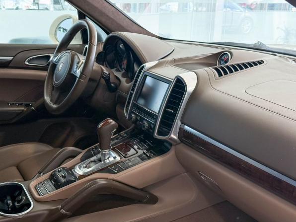 Porsche Cayenne II (958) с пробегом 2011 года, цена 1 997 000 рублей, 181464 км, внедорожник, Автокод Объявления