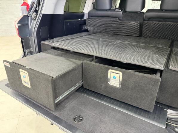 Lexus LX III Рестайлинг 2 с пробегом 2019 года, цена 7 999 000 рублей, 120000 км, внедорожник, Автокод Объявления
