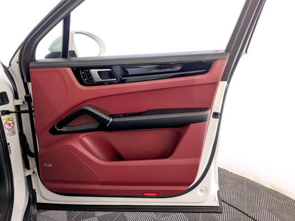 Porsche Cayenne III с пробегом 2020 года, цена 6 795 000 рублей, 67700 км, внедорожник, Автокод Объявления