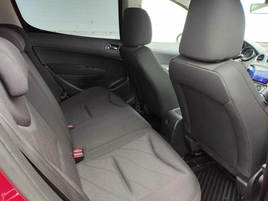 Peugeot 308 I Рестайлинг Санкт-Петербург  - изображение 13