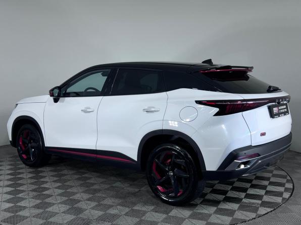 Omoda C5 I с пробегом 2024 года, цена 1 780 000 рублей, 24000 км, внедорожник, Автокод Объявления