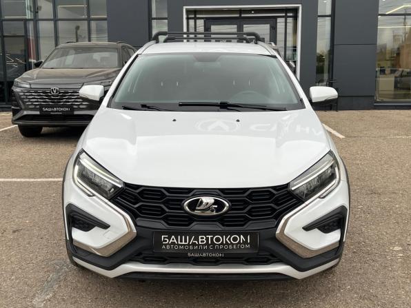 Lada (ВАЗ) Vesta I Рестайлинг (NG) с пробегом 2024 года, цена 1 549 000 рублей, 12100 км, универсал, Автокод Объявления