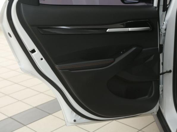 Kia Seltos I Рестайлинг с пробегом 2024 года, цена 2 337 000 рублей, 18600 км, внедорожник, Автокод Объявления