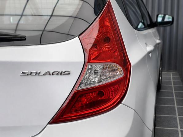 Hyundai Solaris I с пробегом 2013 года, цена 717 000 рублей, 106327 км, хэтчбек, Автокод Объявления