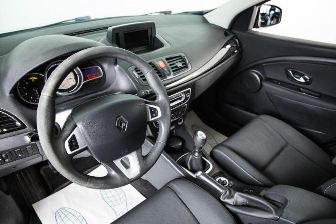 Renault Megane III с пробегом 2011 года, цена 779 000 рублей, 290000 км, универсал, Автокод Объявления