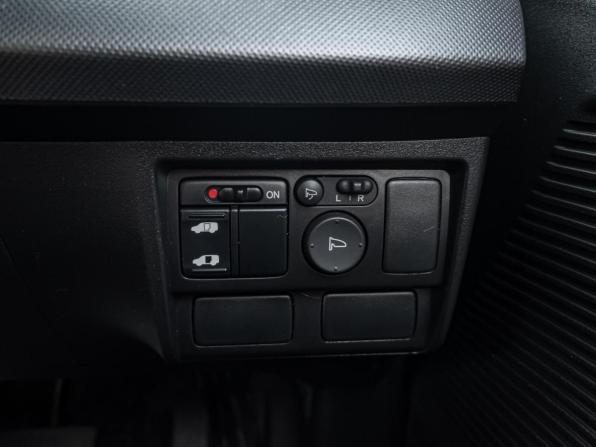 Honda Freed I с пробегом 2010 года, цена 1 115 000 рублей, 124006 км, компактвэн, Автокод Объявления